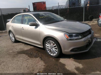 VOLKSWAGEN JETTA 2014