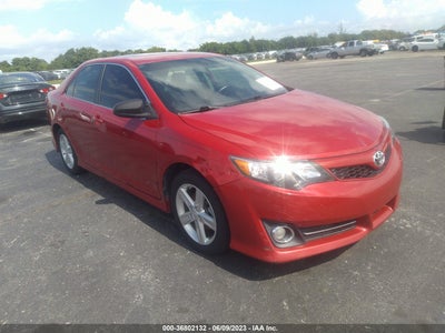 TOYOTA CAMRY 2014