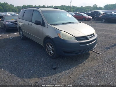 TOYOTA SIENNA 2004