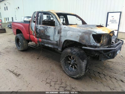 TOYOTA TACOMA 2010