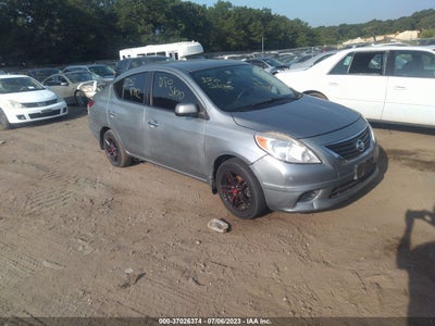 NISSAN VERSA 2012