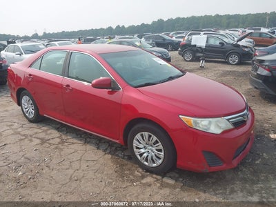 TOYOTA CAMRY 2012