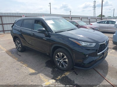 TOYOTA HIGHLANDER 2020