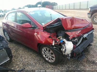 HYUNDAI ELANTRA GT 2016