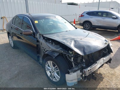 Infiniti Q40 2015