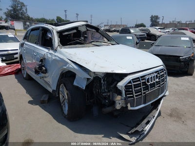 AUDI Q7 2021