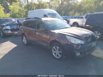 SUBARU OUTBACK 2013