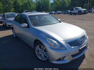 INFINITI G37 2013