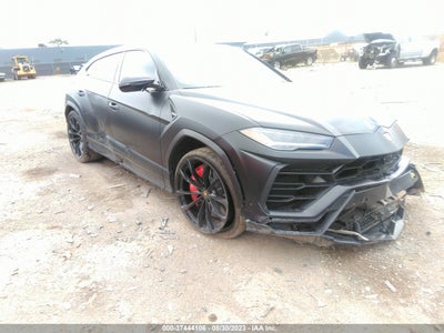 Lamborghini Urus 2021