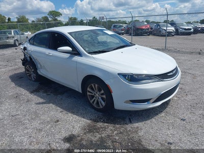 CHRYSLER 200 2016