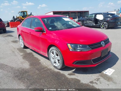VOLKSWAGEN JETTA 2013