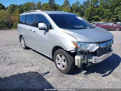 NISSAN QUEST 2017