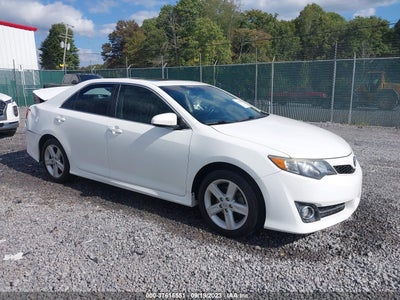 TOYOTA CAMRY 2013