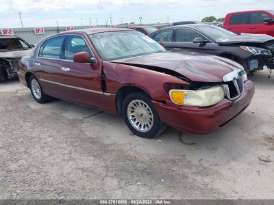 LINCOLN TOWN CAR 2002