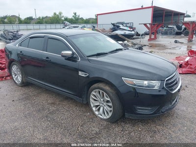 FORD TAURUS 2019