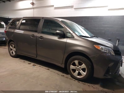 TOYOTA SIENNA 2020