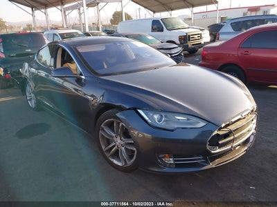 Tesla Model s 2015