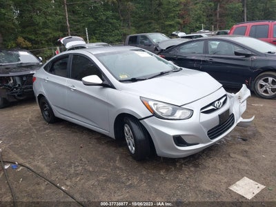 HYUNDAI ACCENT 2012