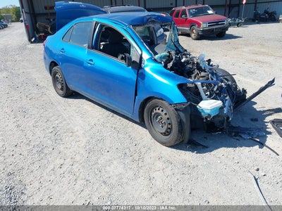 TOYOTA YARIS 2010
