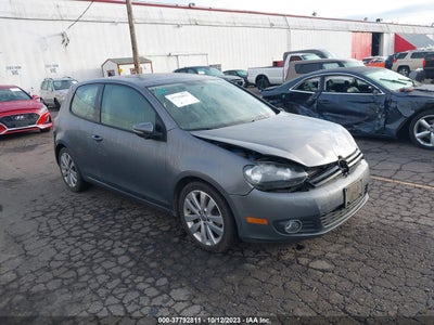 VOLKSWAGEN GOLF 2012