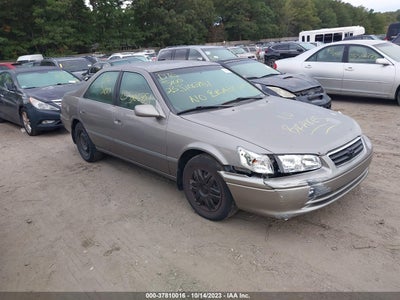 TOYOTA CAMRY 2001