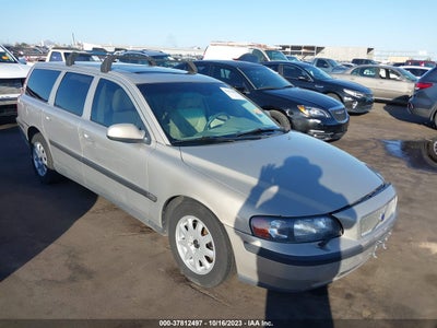 VOLVO V70 2003