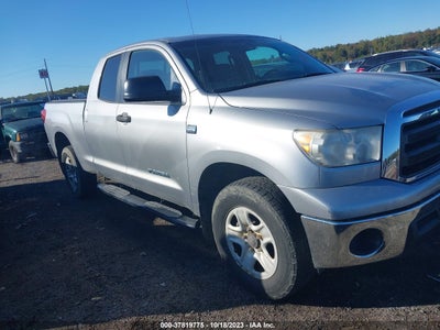 TOYOTA TUNDRA 2010