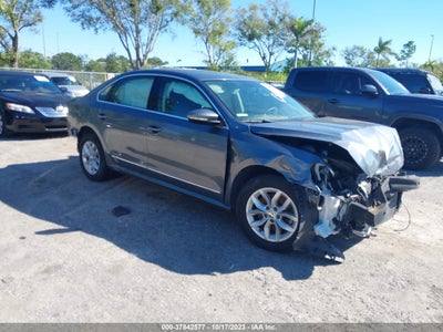 VOLKSWAGEN PASSAT 2017