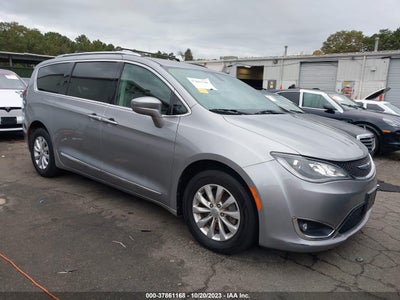 CHRYSLER PACIFICA 2018