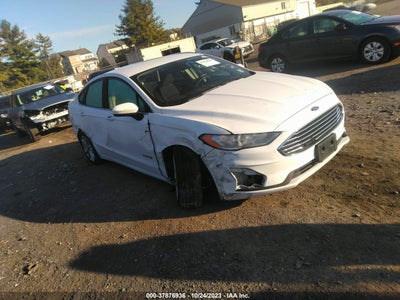 FORD FUSION HYBRID 2019