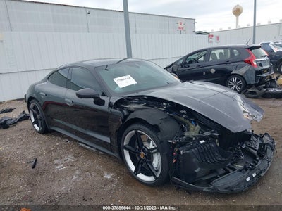 Porsche Taycan 2022