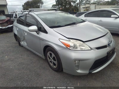 TOYOTA PRIUS 2014