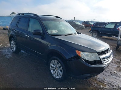 SUBARU FORESTER 2011