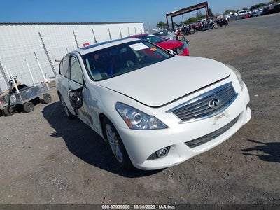 INFINITI JOURNEY 2013