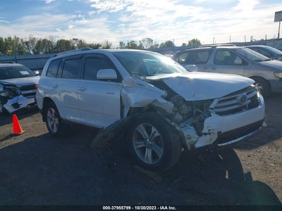 TOYOTA HIGHLANDER 2012