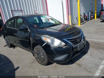 NISSAN VERSA 2016