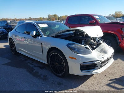 Porsche Panamera 2021