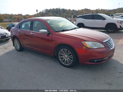 CHRYSLER 200 2013