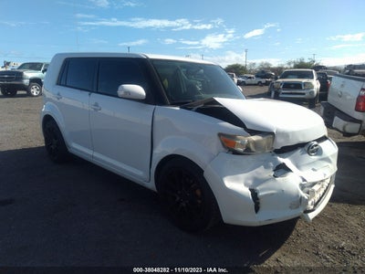 SCION SCION XB 2015