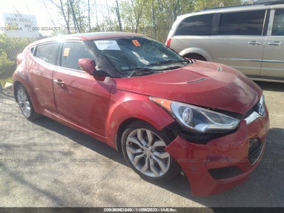 HYUNDAI VELOSTER 2013
