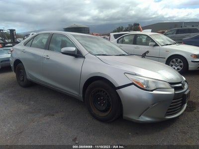 TOYOTA CAMRY 2017