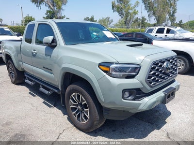 TOYOTA TACOMA 2022