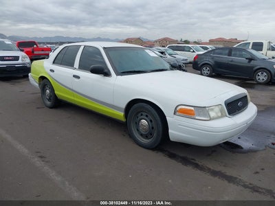 FORD CROWN VICTORIA 2010