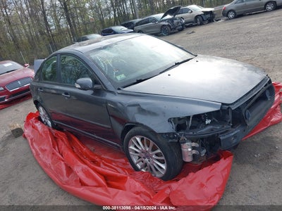 VOLVO S40 2010