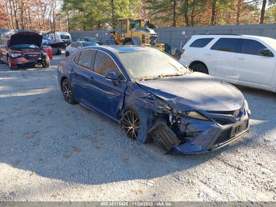 TOYOTA CAMRY 2023