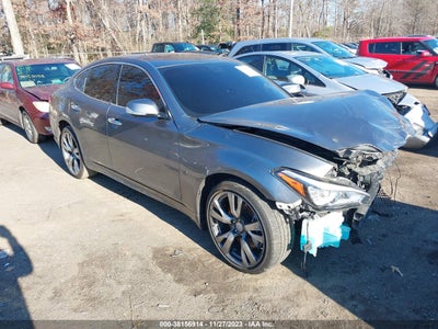 Infiniti Q70 2017