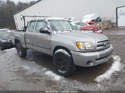 TOYOTA TUNDRA 2001