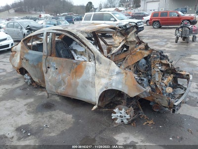 NISSAN VERSA 2018