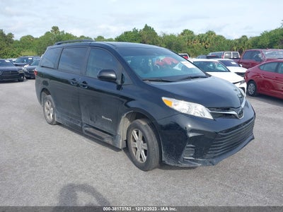 TOYOTA SIENNA 2020