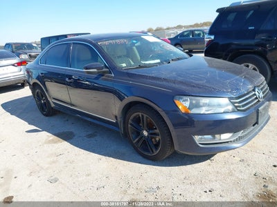 VOLKSWAGEN PASSAT 2015